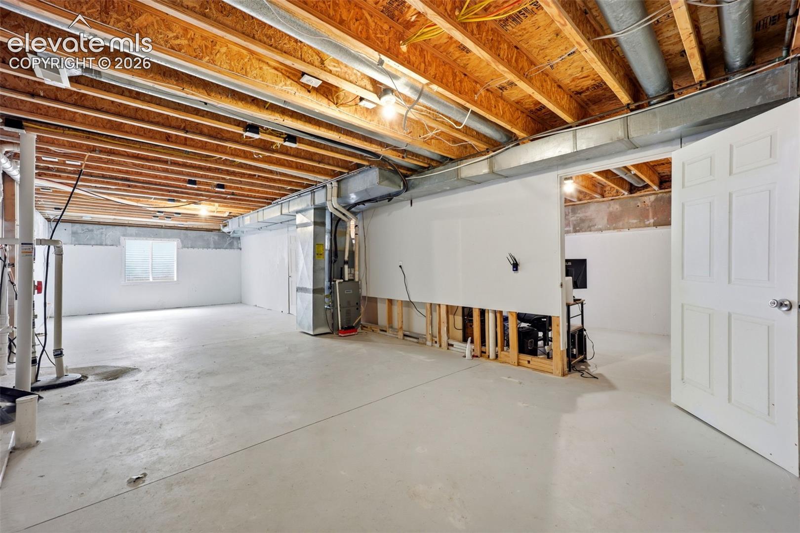 1218 E Onizuka Lane