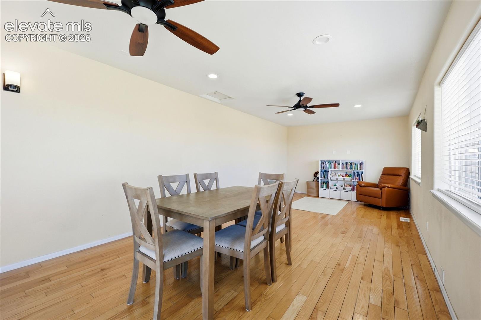 1218 E Onizuka Lane