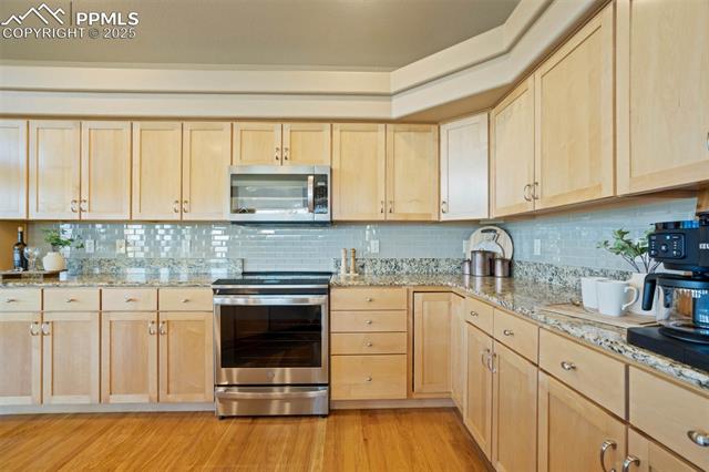 13017 Rockbridge Circle