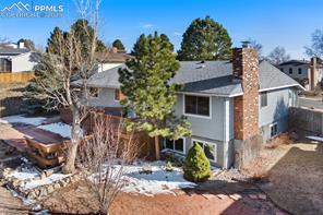 2318 Distinctive Drive