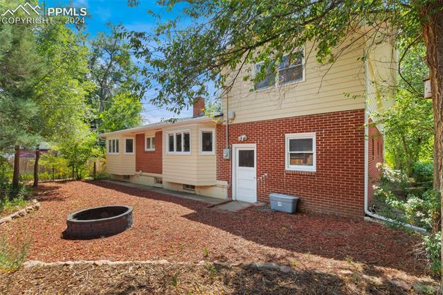 521 E Hills Road