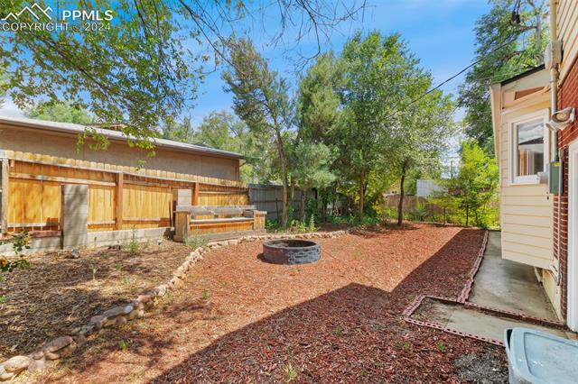 521 E Hills Road