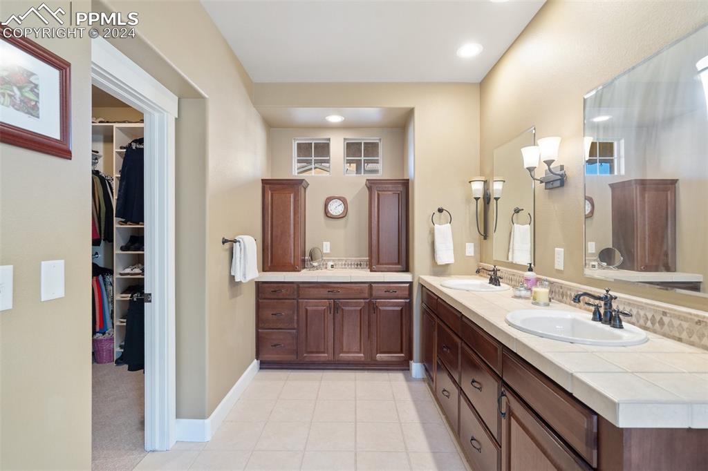 3764 Palazzo Grove
