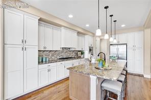 2972 Cathedral Park View