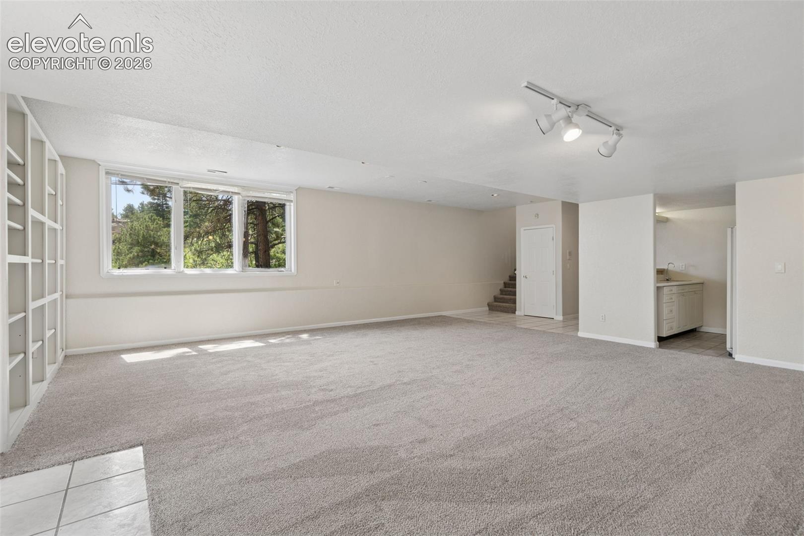 2730 Kittridge Avenue