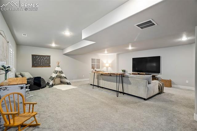 6994 Peachleaf Drive