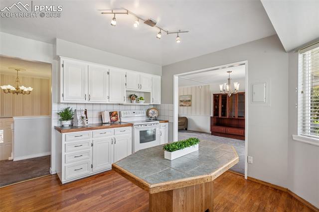 1244 Baron Road