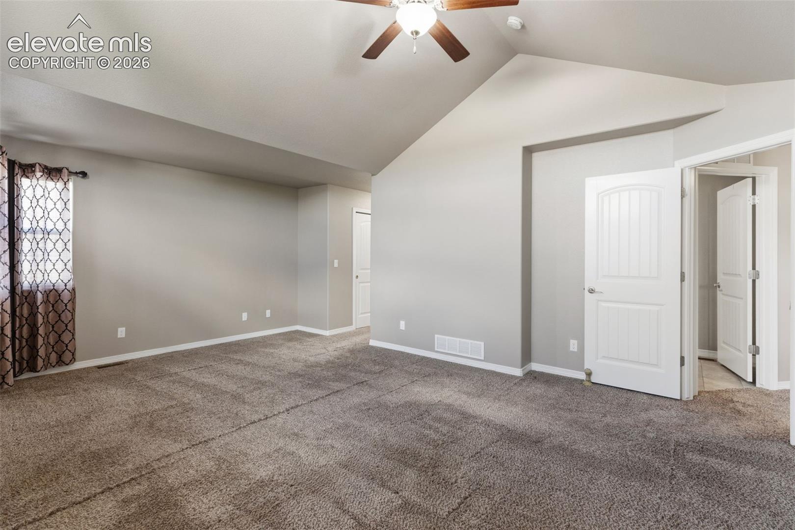 10013 Thunderbolt Trail