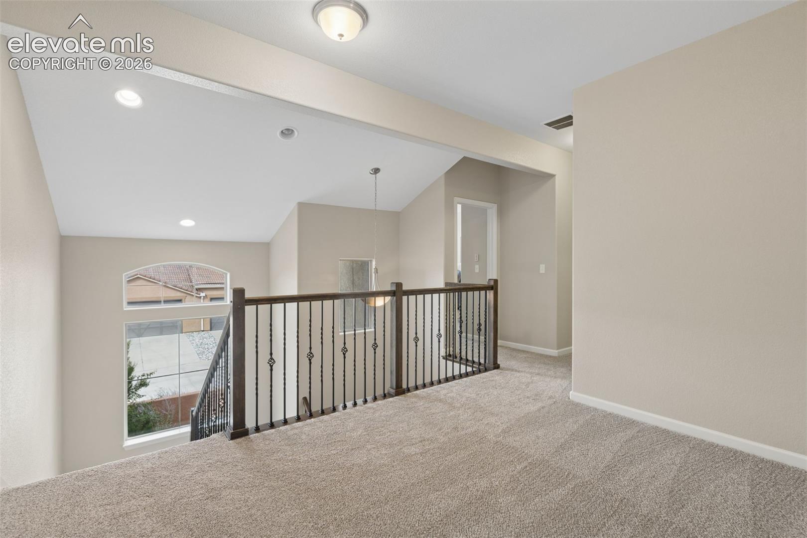 8435 Grand Peak Summit View