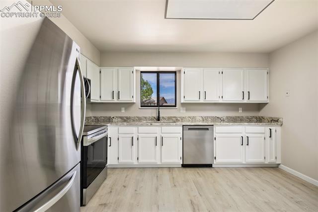 7899 Peninsula Drive