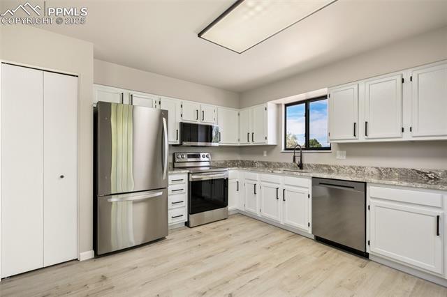 7899 Peninsula Drive