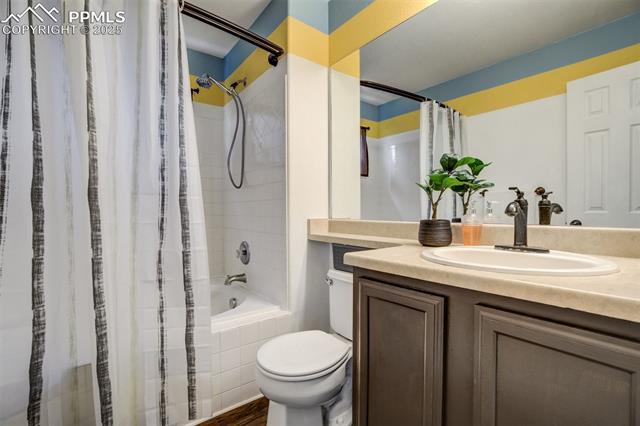 8060 Willowick Court