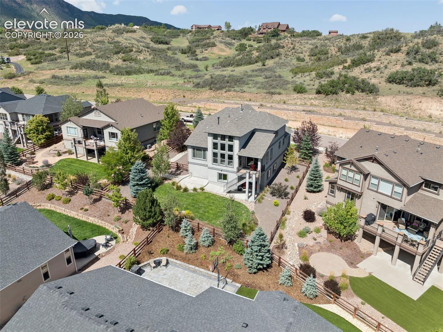 2941 Lakefront Drive