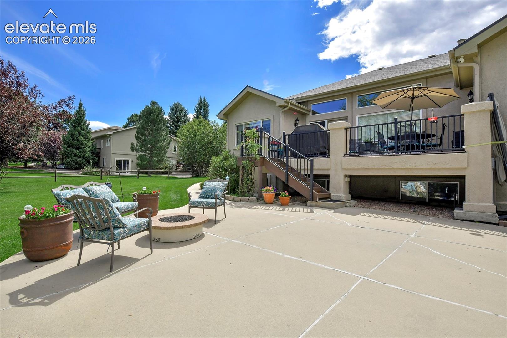 1580 Old Antlers Way