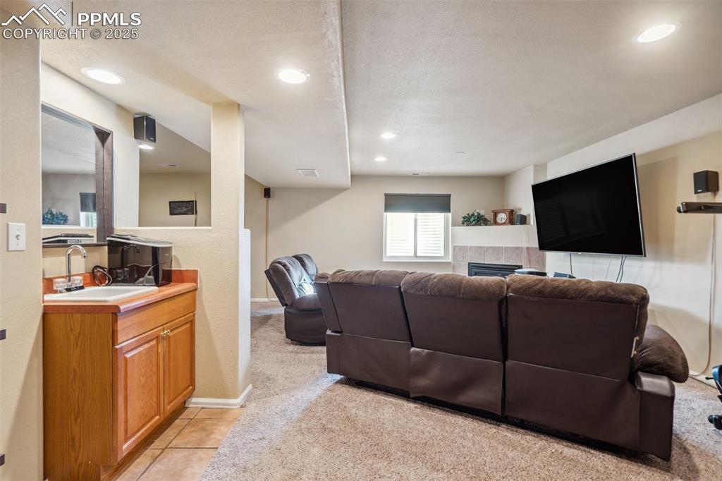 4648 Saddle Ridge Drive
