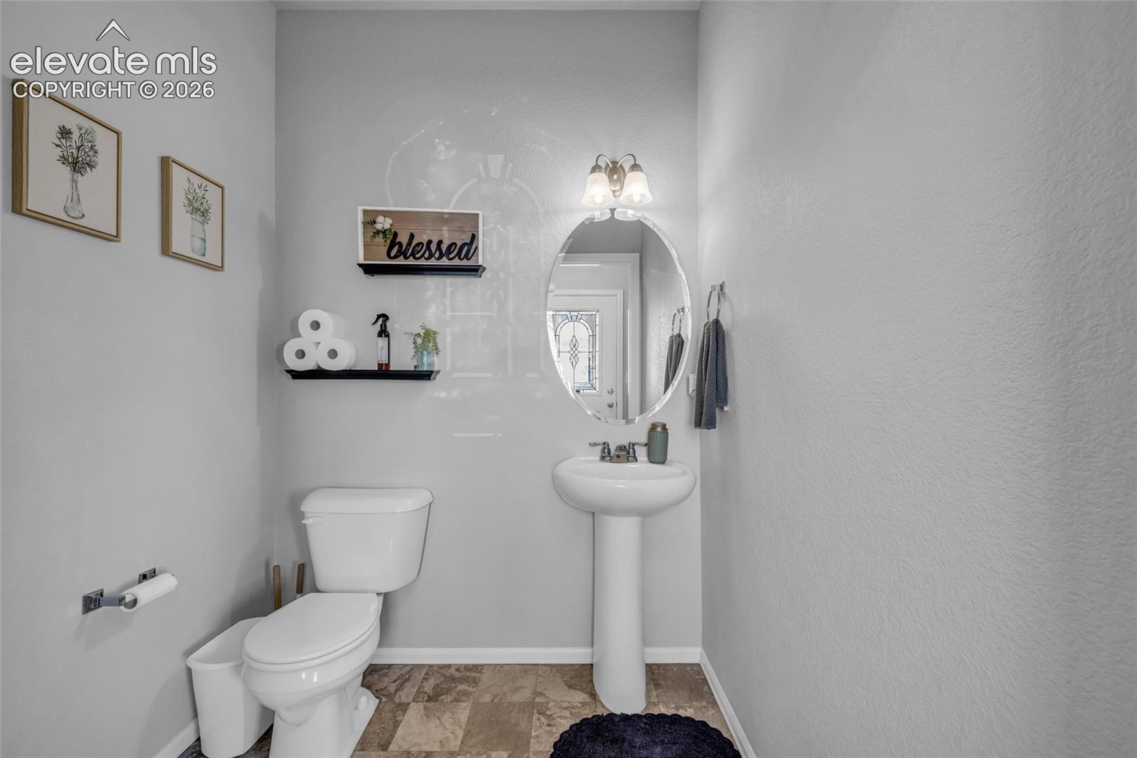 7649 Grand Fir Point