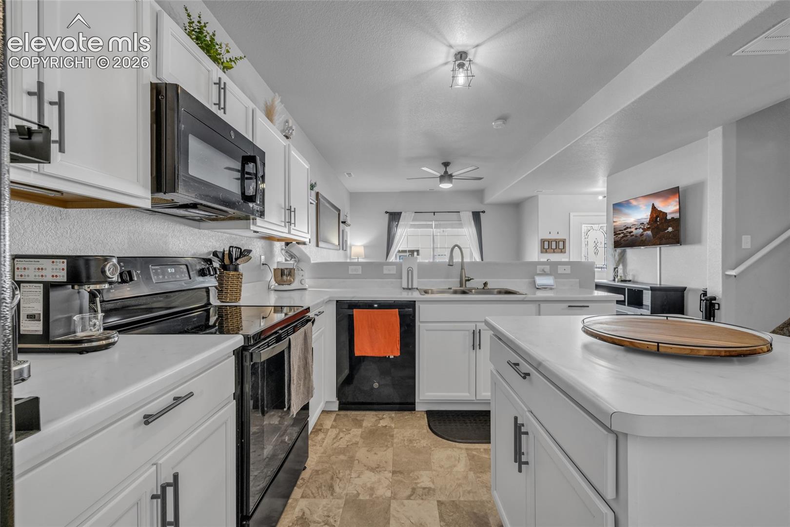 7649 Grand Fir Point