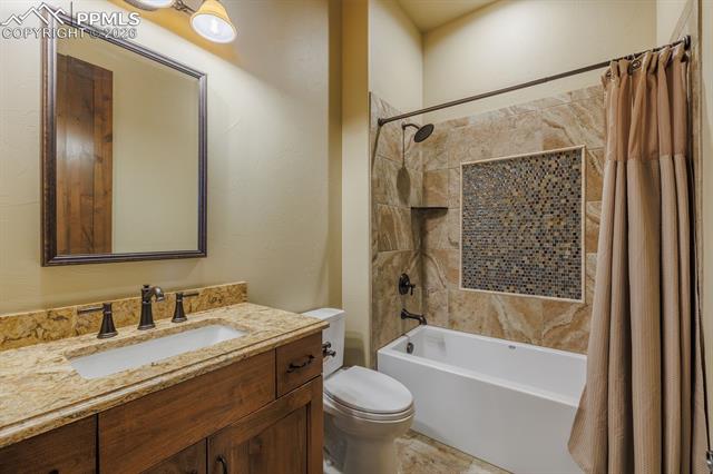 2716 Cathedral Rock View