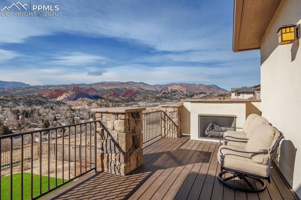 2716 Cathedral Rock View