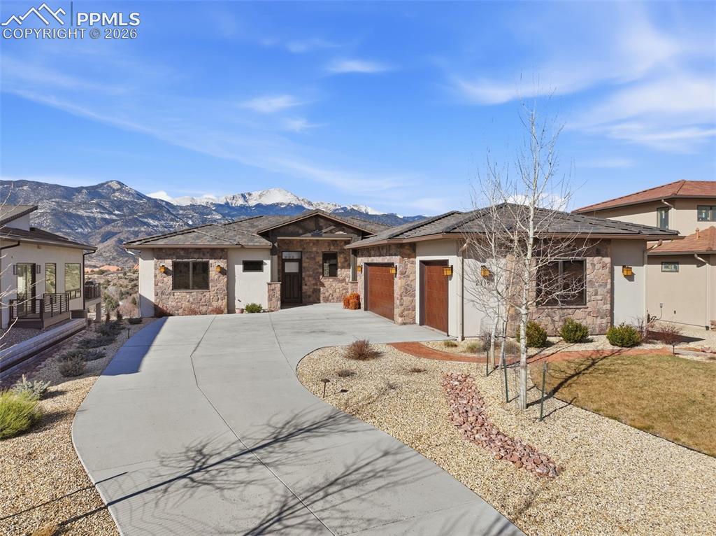 2716 Cathedral Rock View