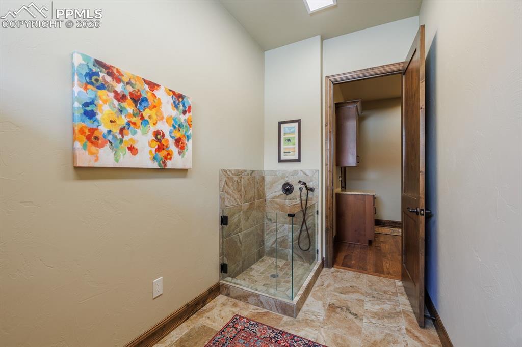 2716 Cathedral Rock View