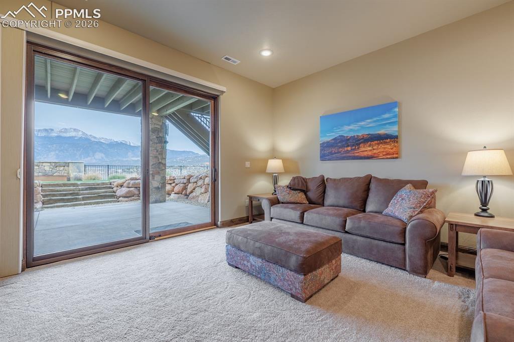 2716 Cathedral Rock View