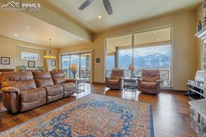 2716 Cathedral Rock View