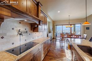 2716 Cathedral Rock View