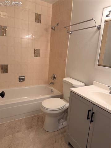 6540 Delmonico Drive Unit: 304
