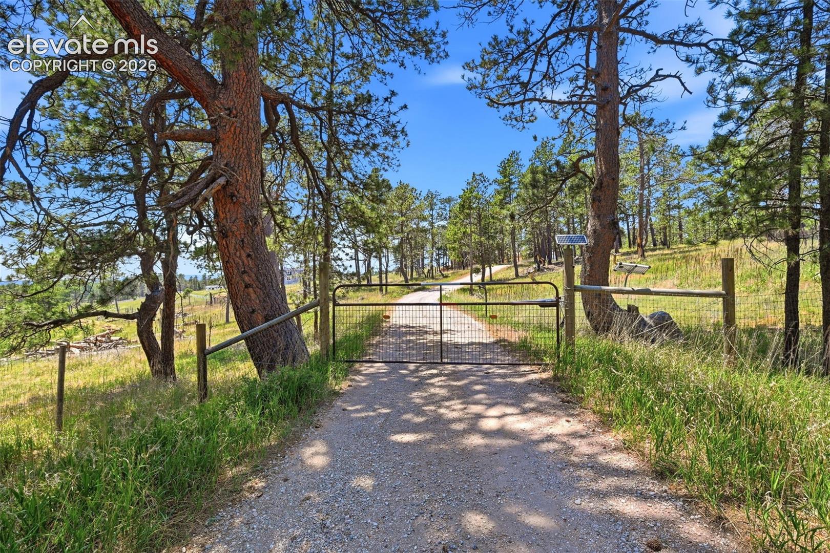 7601 Rushing Wind Grove