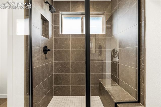 4841 Hanging Lake Circle