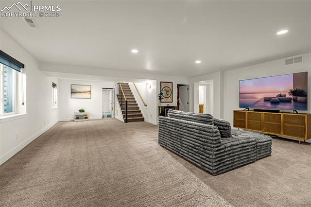 4841 Hanging Lake Circle