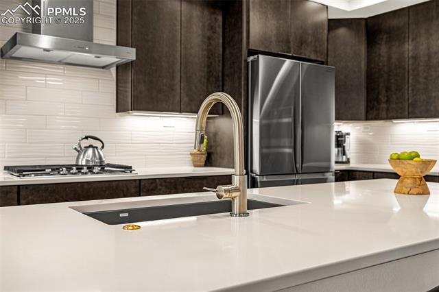 4841 Hanging Lake Circle