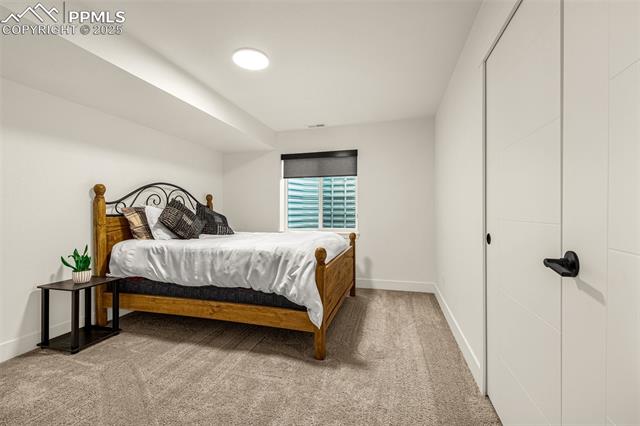 4841 Hanging Lake Circle