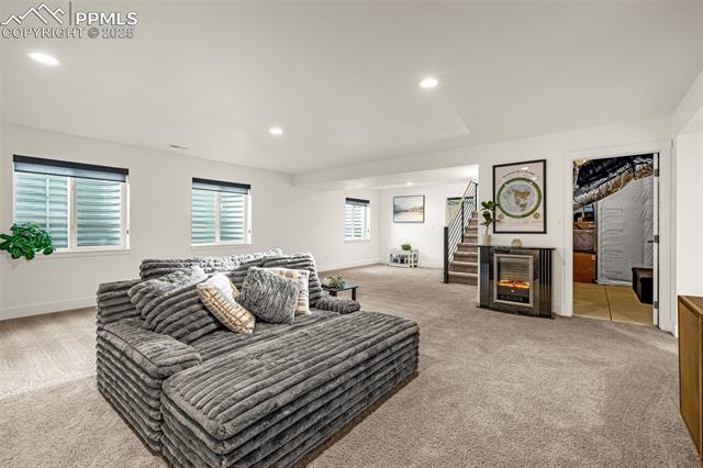 4841 Hanging Lake Circle