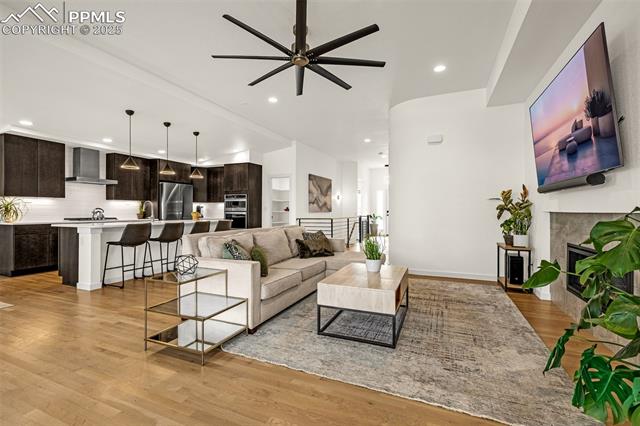 4841 Hanging Lake Circle