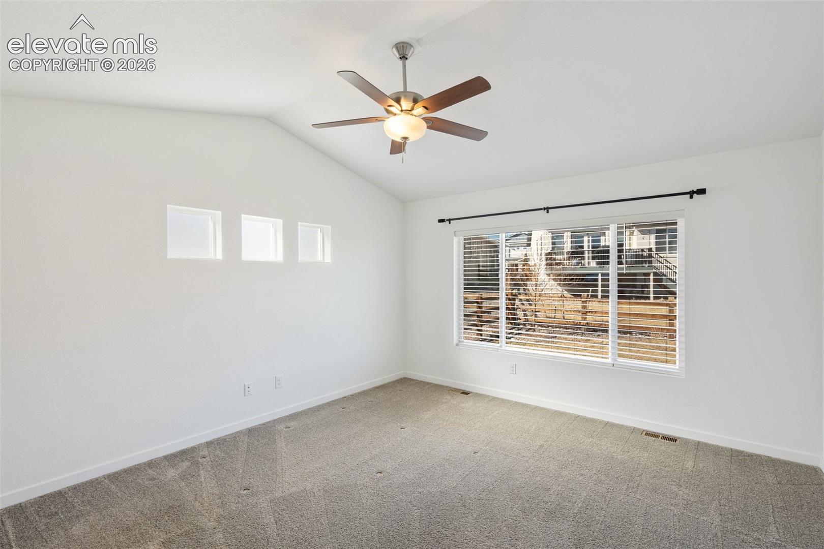 2554 Lakes Edge Drive