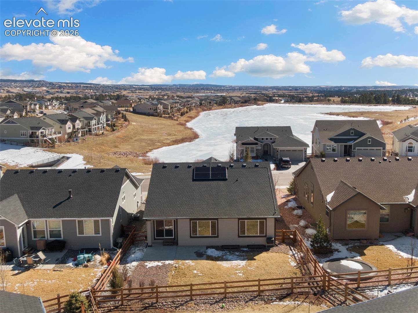 2554 Lakes Edge Drive