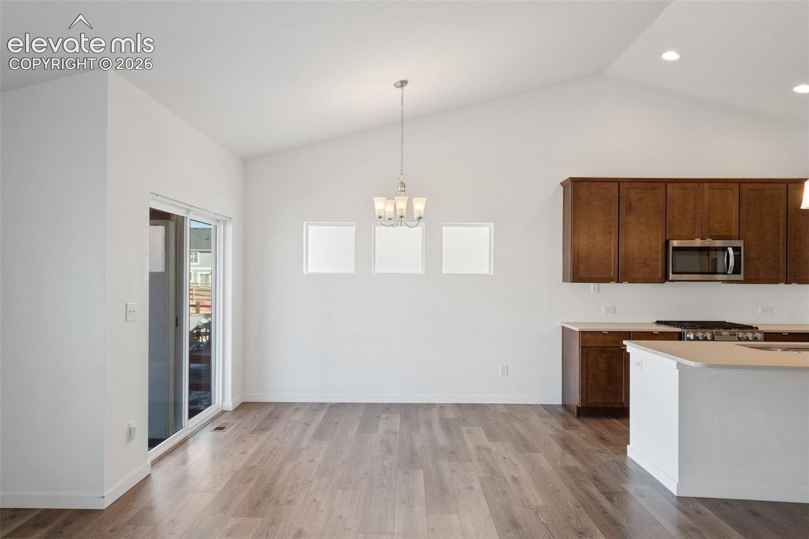 2554 Lakes Edge Drive