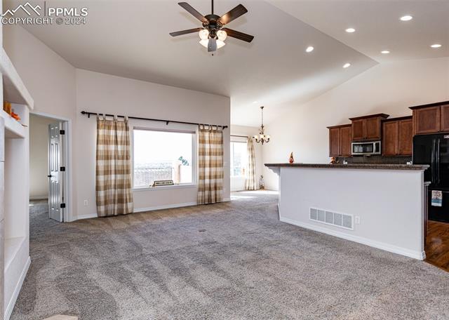 1295 Winterhall Point