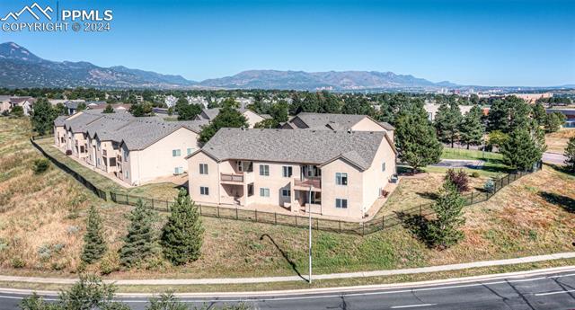 1295 Winterhall Point