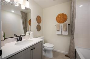 3422 Berg Point