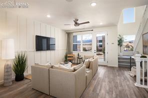 3422 Berg Point