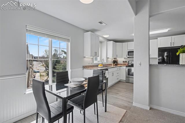 7005 Ash Creek Heights 203