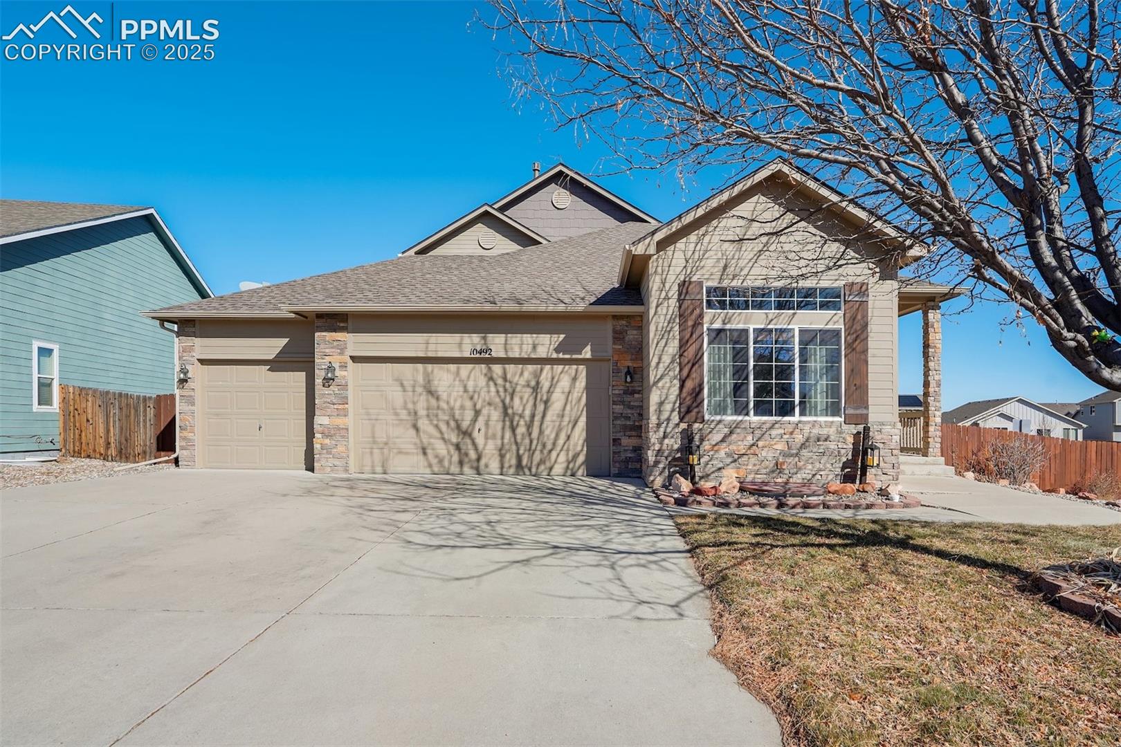 10492 Deer Meadow Circle