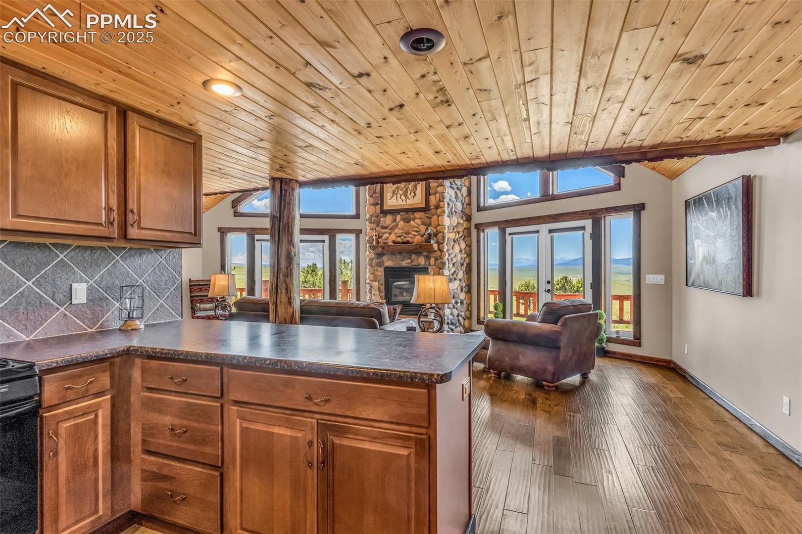2100 County Road 310