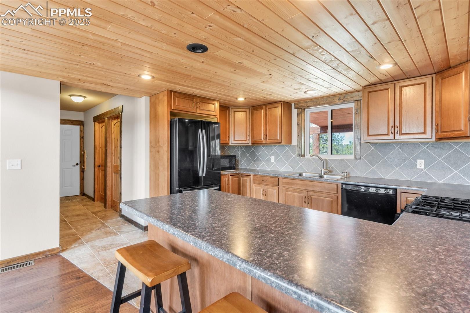 2100 County Road 310
