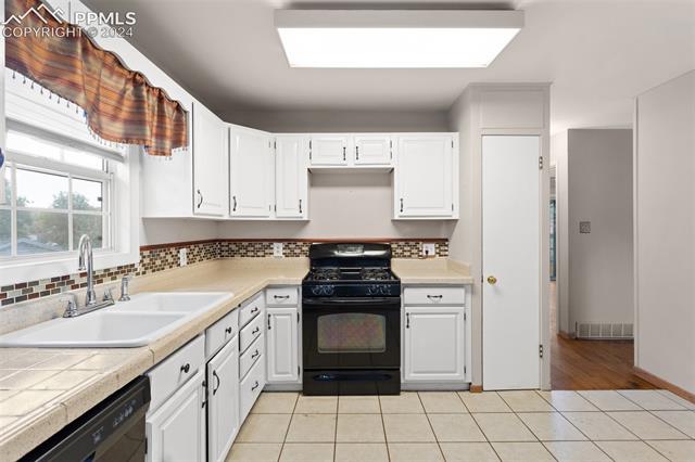 1405 Wilks Place