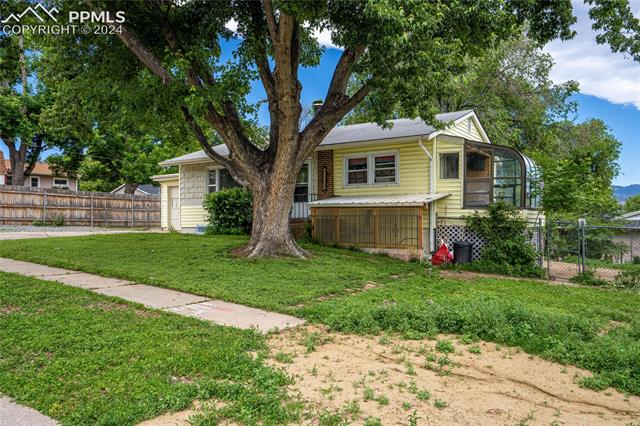 1405 Wilks Place