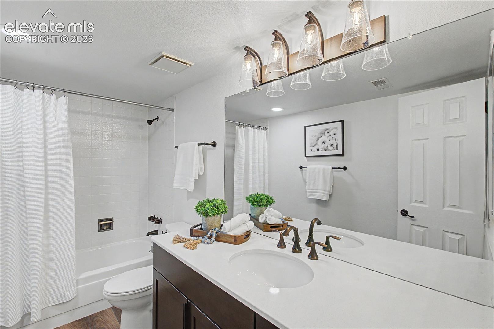 3330 Templeton Gap Road Unit: 39